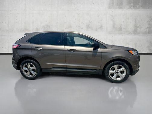 2019 Ford Edge SE