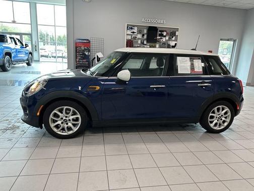 2015 MINI Hardtop Cooper