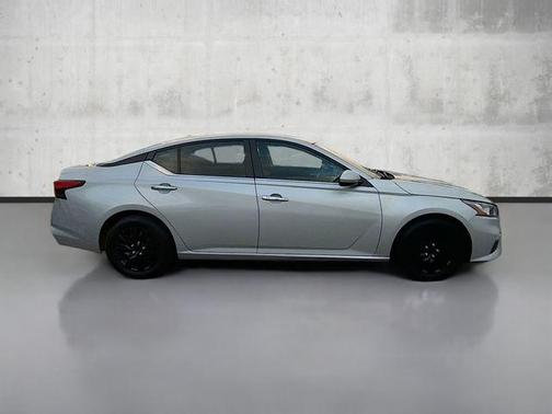 2020 Nissan Altima S FWD