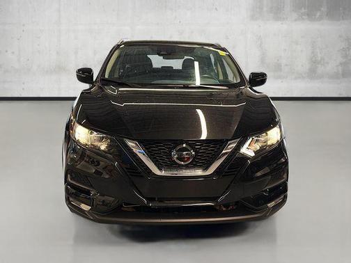 2021 Nissan Rogue Sport SV