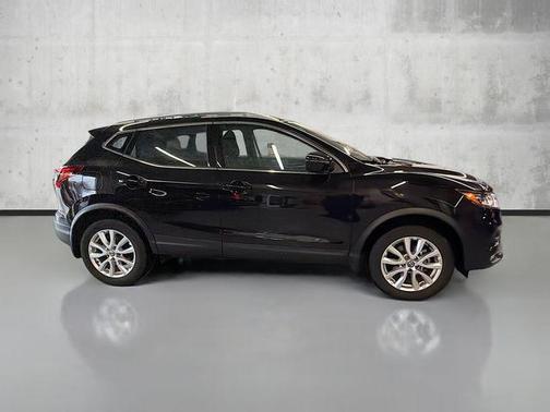 2021 Nissan Rogue Sport SV