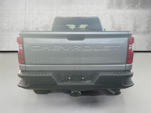 2026 Chevrolet Silverado 2500 Custom