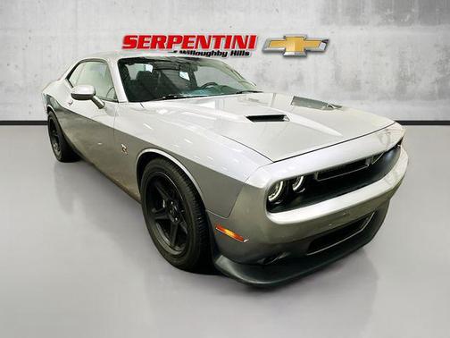 2016 Dodge Challenger R/T Scat Pack