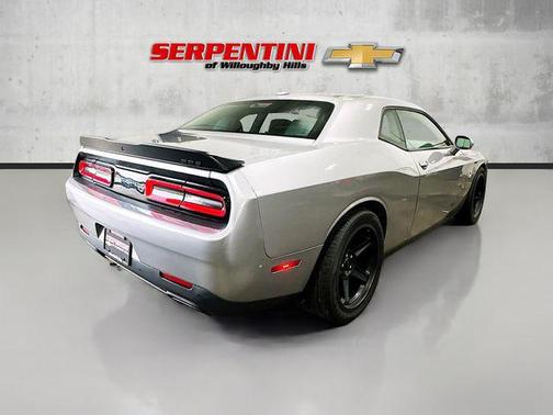 2016 Dodge Challenger R/T Scat Pack