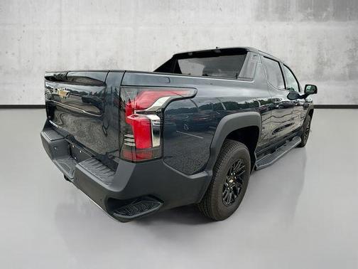 2025 Chevrolet Silverado EV LT