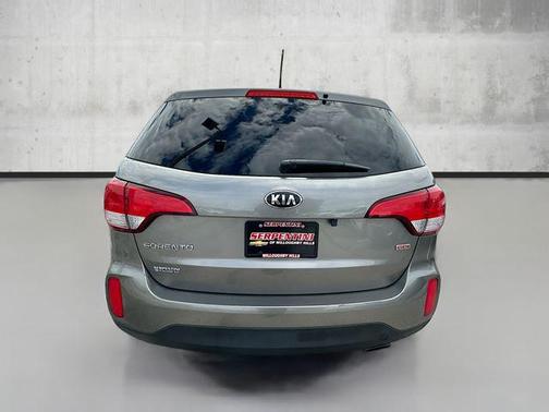 2015 Kia Sorento LX