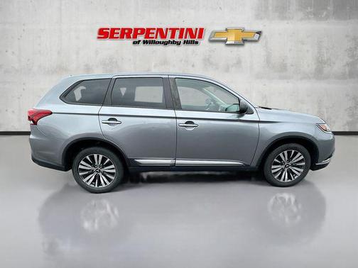 2020 Mitsubishi Outlander ES