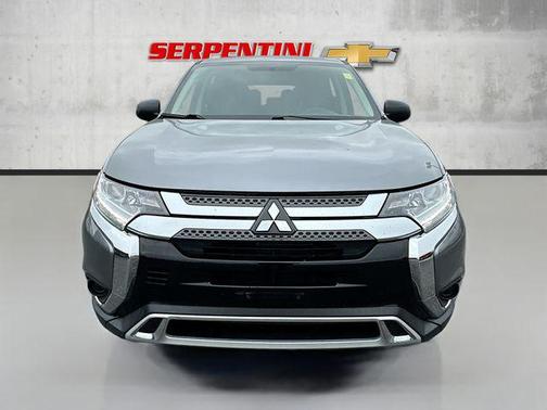 2020 Mitsubishi Outlander ES