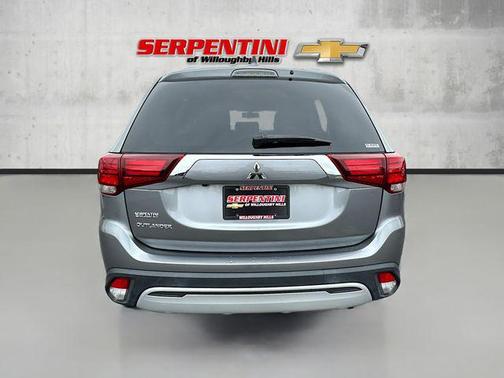2020 Mitsubishi Outlander ES