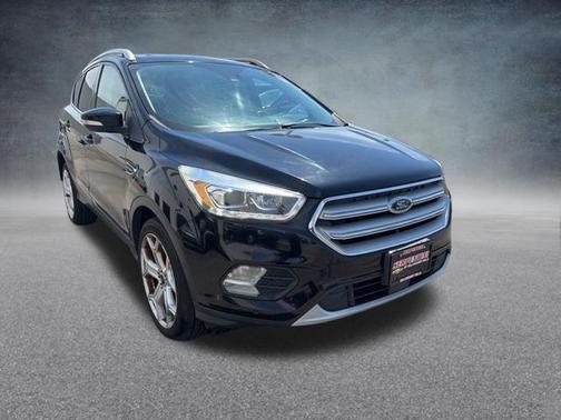 Agate Black Metallic 2019 Ford Escape Titanium