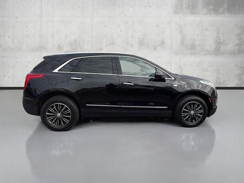 2017 Cadillac XT5 Base