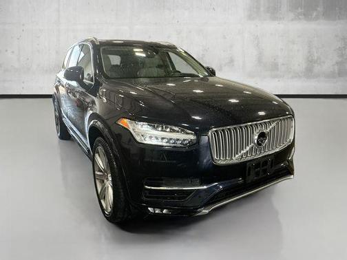 2019 Volvo XC90 T6 Inscription