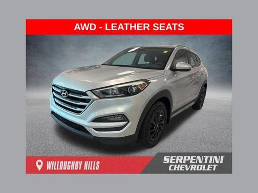 Molten Silver 2017 Hyundai TUCSON SE