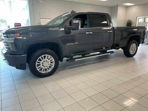 Photo 2 of 27 of 2020 Chevrolet Silverado 3500 High Country
