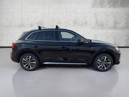 2024 Audi Q5 45 S line Premium Plus