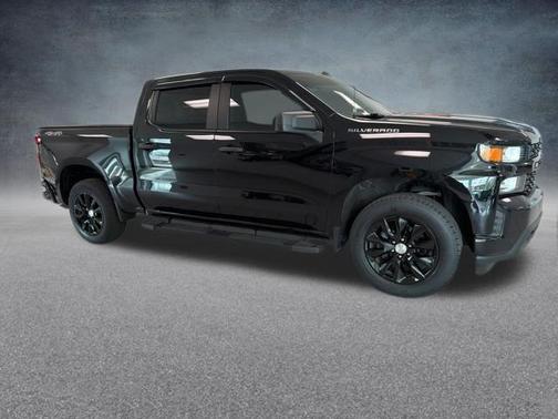 Black 2022 Chevrolet Silverado 1500 Limited Custom
