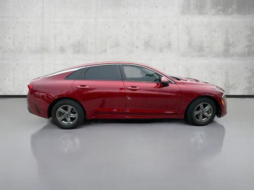 2024 Kia K5 LXS