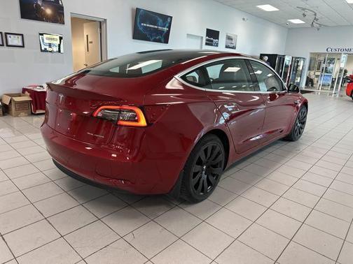 2018 Tesla Model 3 Long Range