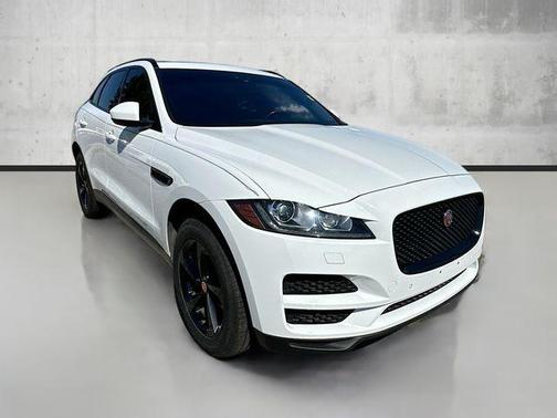 2018 Jaguar F-PACE 25t Premium