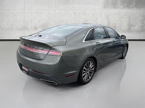 2017 Lincoln MKZ Premiere