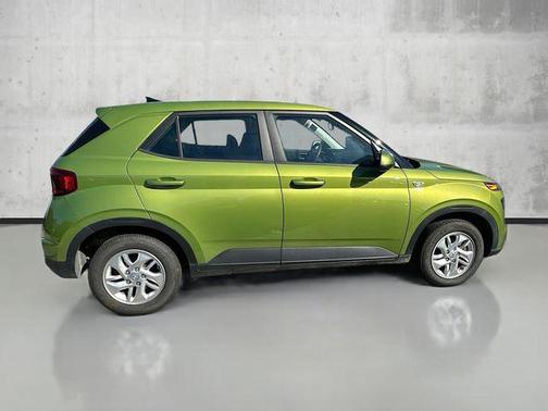 2020 Hyundai VENUE SEL