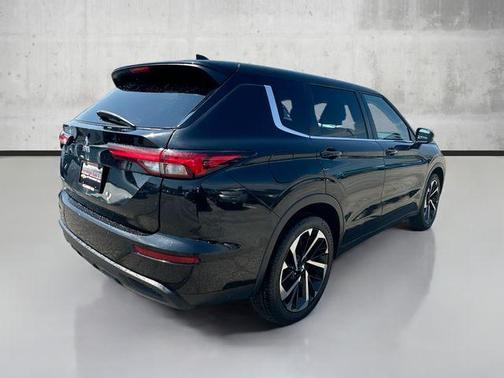 2022 Mitsubishi Outlander ES 2.5 S-AWC
