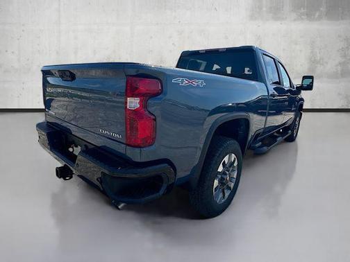 2026 Chevrolet Silverado 2500 Custom