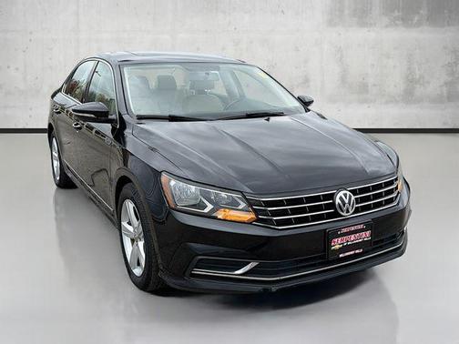 2017 Volkswagen Passat 1.8T SE