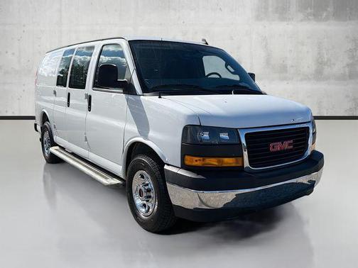2023 GMC Savana 2500 Work Van
