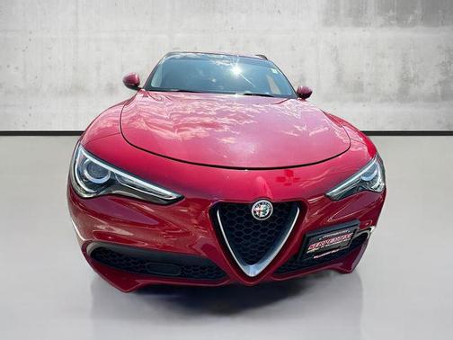 2018 Alfa Romeo Stelvio Sport
