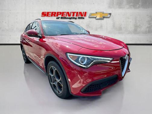 2018 Alfa Romeo Stelvio Sport