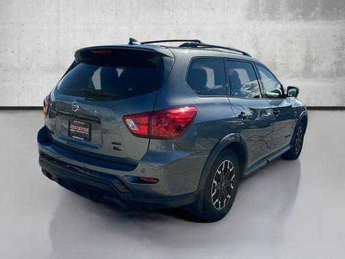 2019 Nissan Pathfinder SL