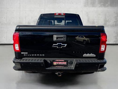 2016 Chevrolet Silverado 1500 High Country