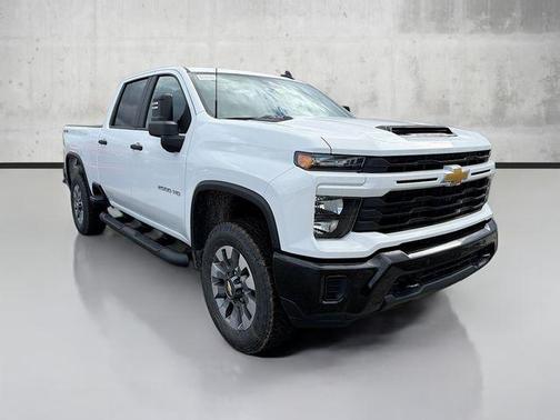 2026 Chevrolet Silverado 2500 Custom