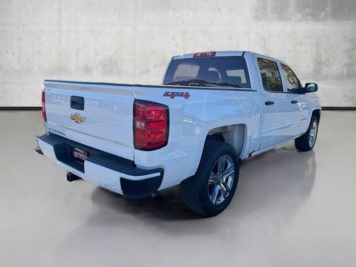 2018 Chevrolet Silverado 1500 Custom