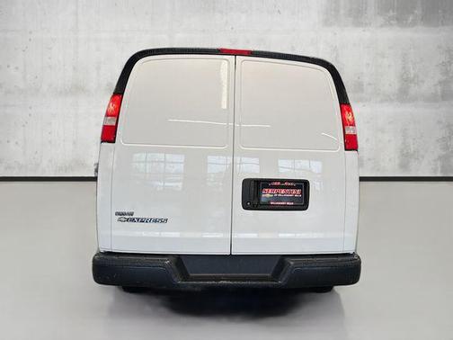 2020 Chevrolet Express 2500 RWD 2500 Regular Wheelbase WT