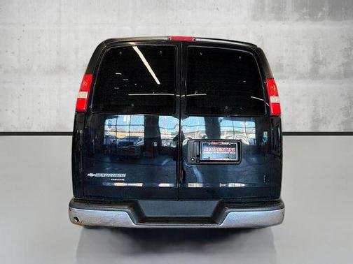 2016 Chevrolet Express 3500 LT