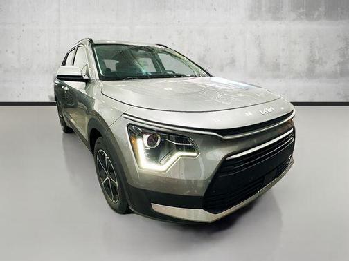 2023 Kia Niro EX