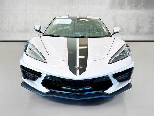 2026 Chevrolet Corvette Stingray w/2LT
