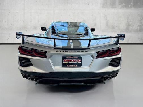 2026 Chevrolet Corvette Stingray w/2LT