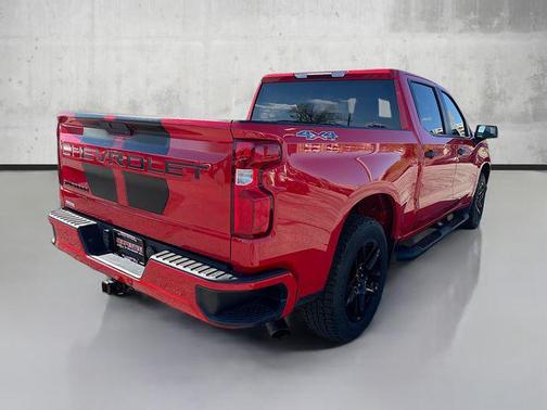 2021 Chevrolet Silverado 1500 Custom