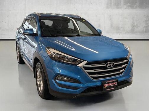 2017 Hyundai TUCSON SE Plus