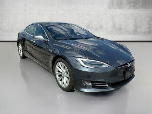 2016 Tesla Model S 75D