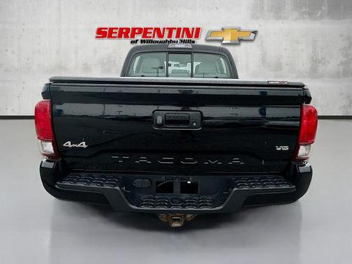 2018 Toyota Tacoma SR