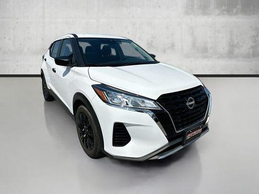 2023 Nissan Kicks S