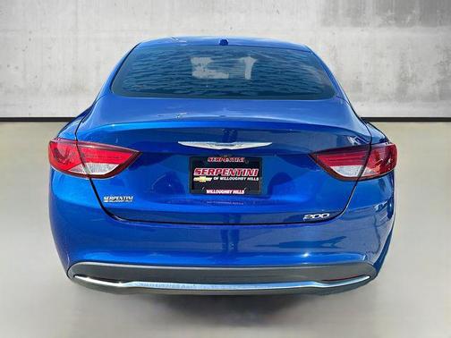 2015 Chrysler 200 Limited