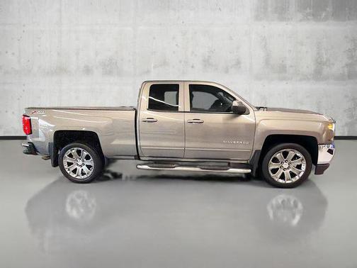 2017 Chevrolet Silverado 1500 2LT