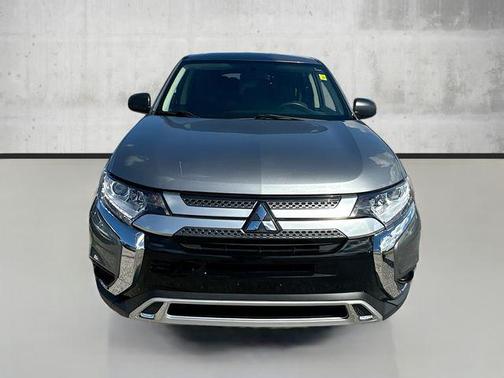 2020 Mitsubishi Outlander ES