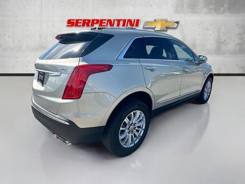 2017 Cadillac XT5 Base