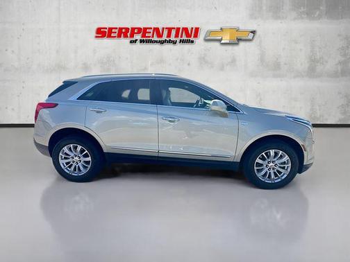 2017 Cadillac XT5 Base